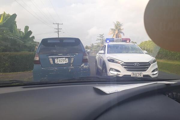 image of Police encounters furious drivers when told the lockdown continues